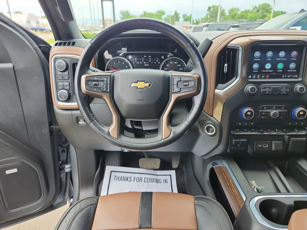 Used 2021 Chevrolet Silverado 1500 High Country w/ Technology Package AWD/4WD image 15