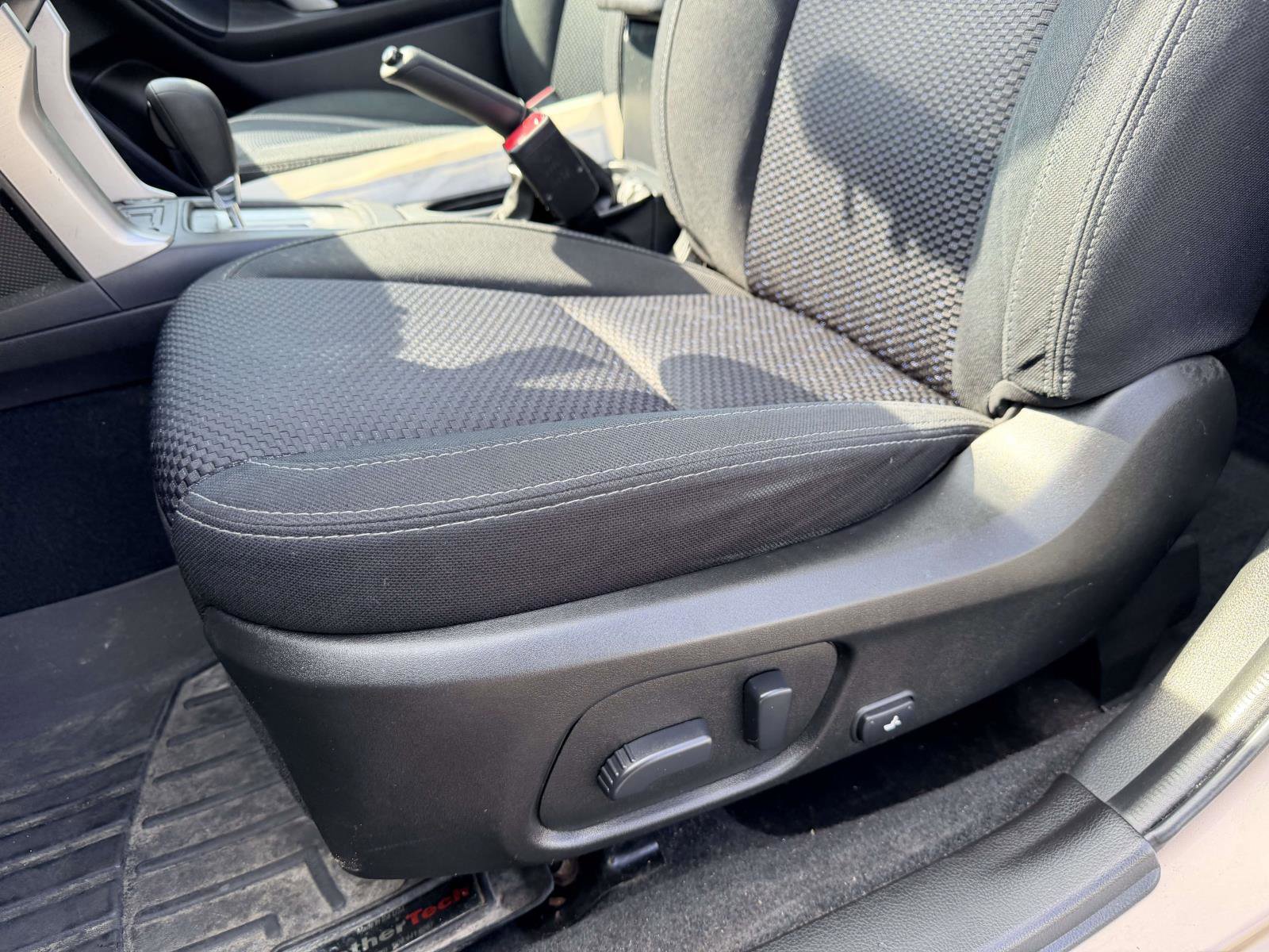 Used 2014 Subaru Forester 2.5i Premium w/ All-Weather Package image 17