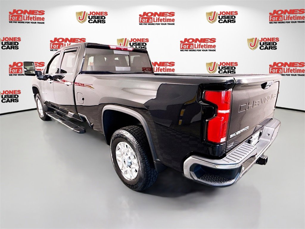 Used 2024 Chevrolet Silverado 2500 LTZ w/ LTZ Convenience Package image 2