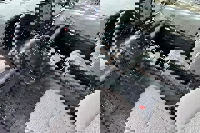 Used 2023 Toyota Sienna LE image 11