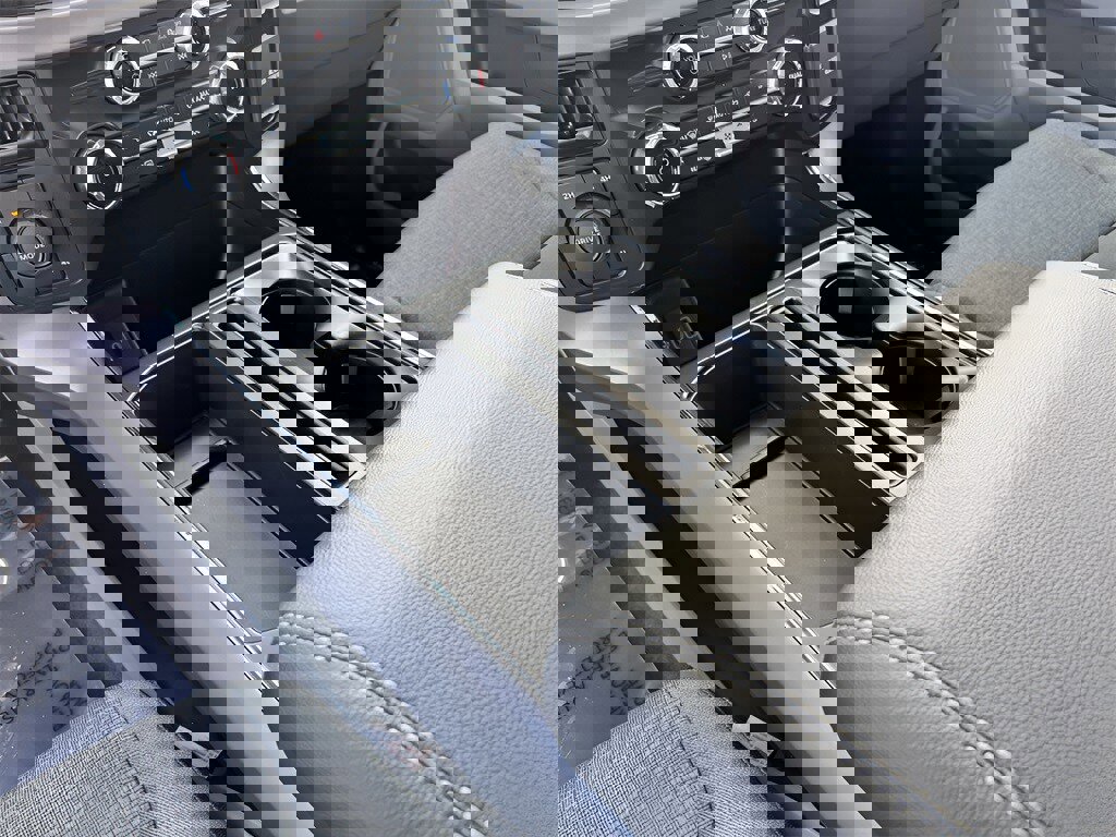 New 2025 Ford F150 XLT w/ Equipment Group 301A Standard image 34