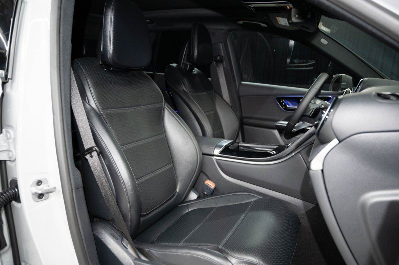 New 2027 Mercedes-Benz GLC 300 image 12