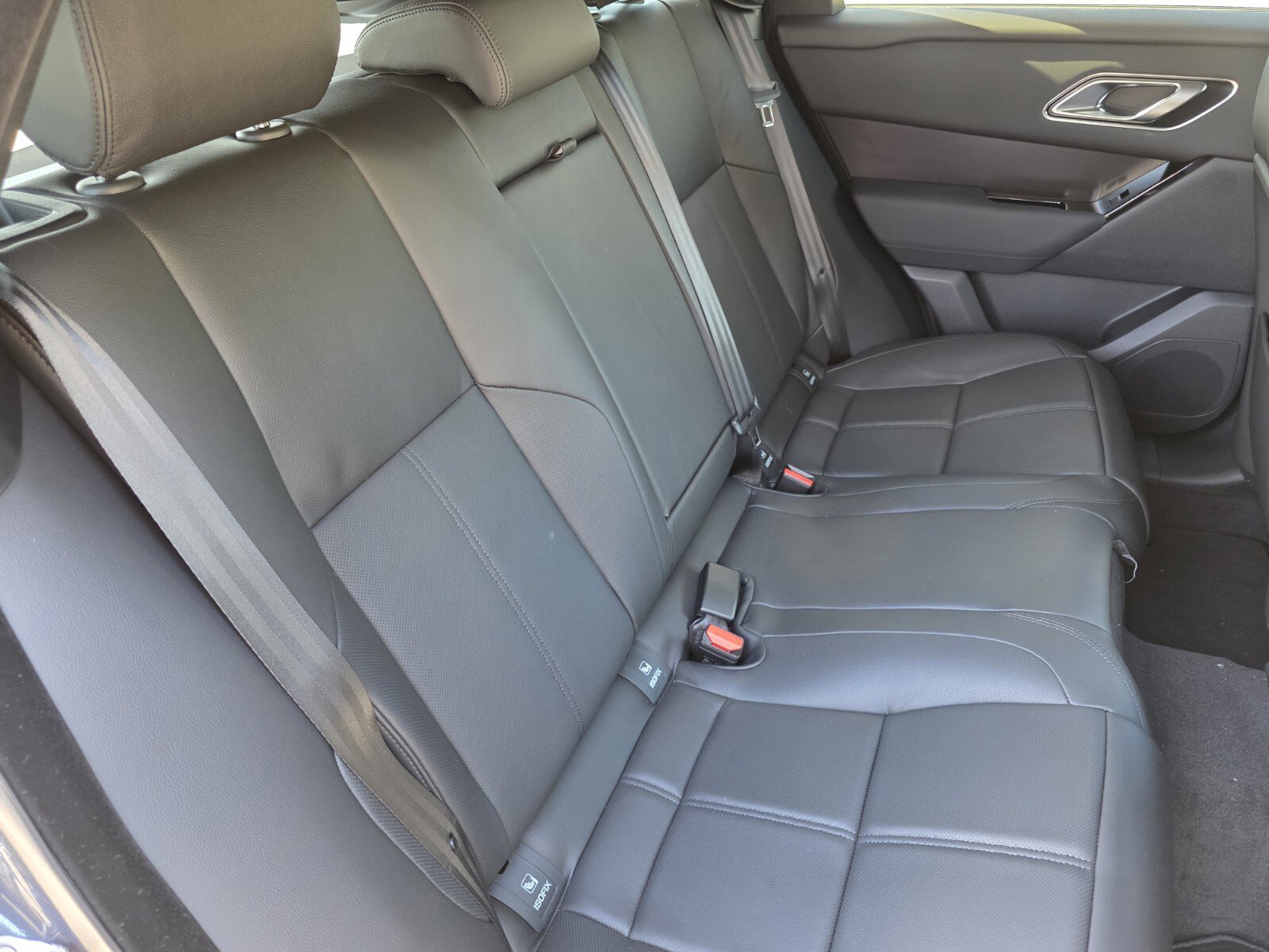 New 2026 Land Rover Range Rover Velar Dynamic SE image 21