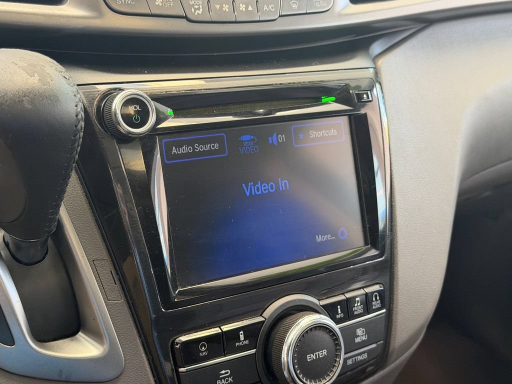 Used 2015 Honda Odyssey Touring image 21