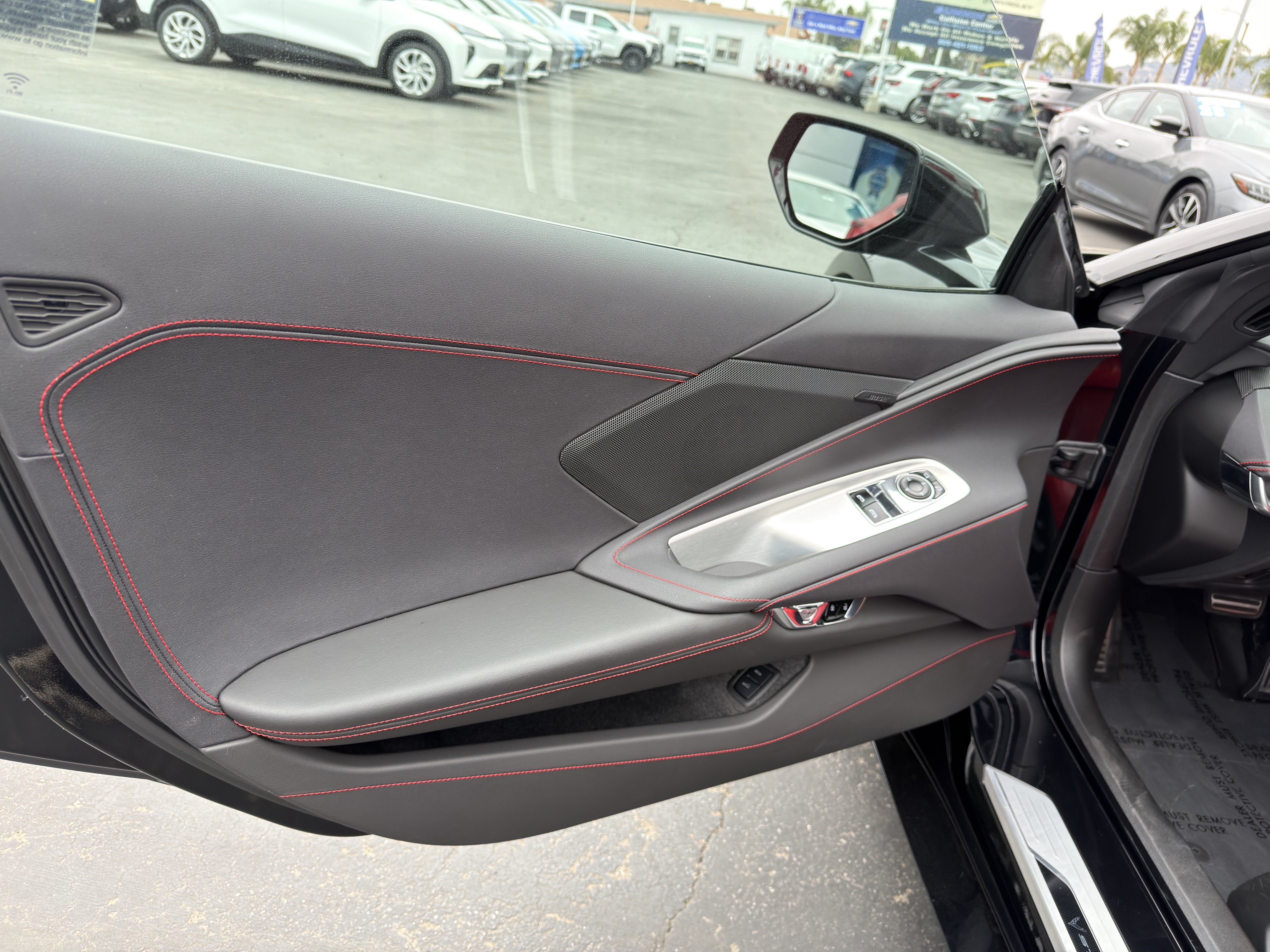 Used 2023 Chevrolet Corvette Stingray Coupe w/ 1LT RWD image 19