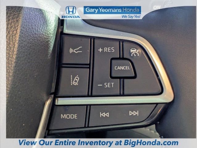 Used 2023 Toyota Highlander Platinum FWD image 29