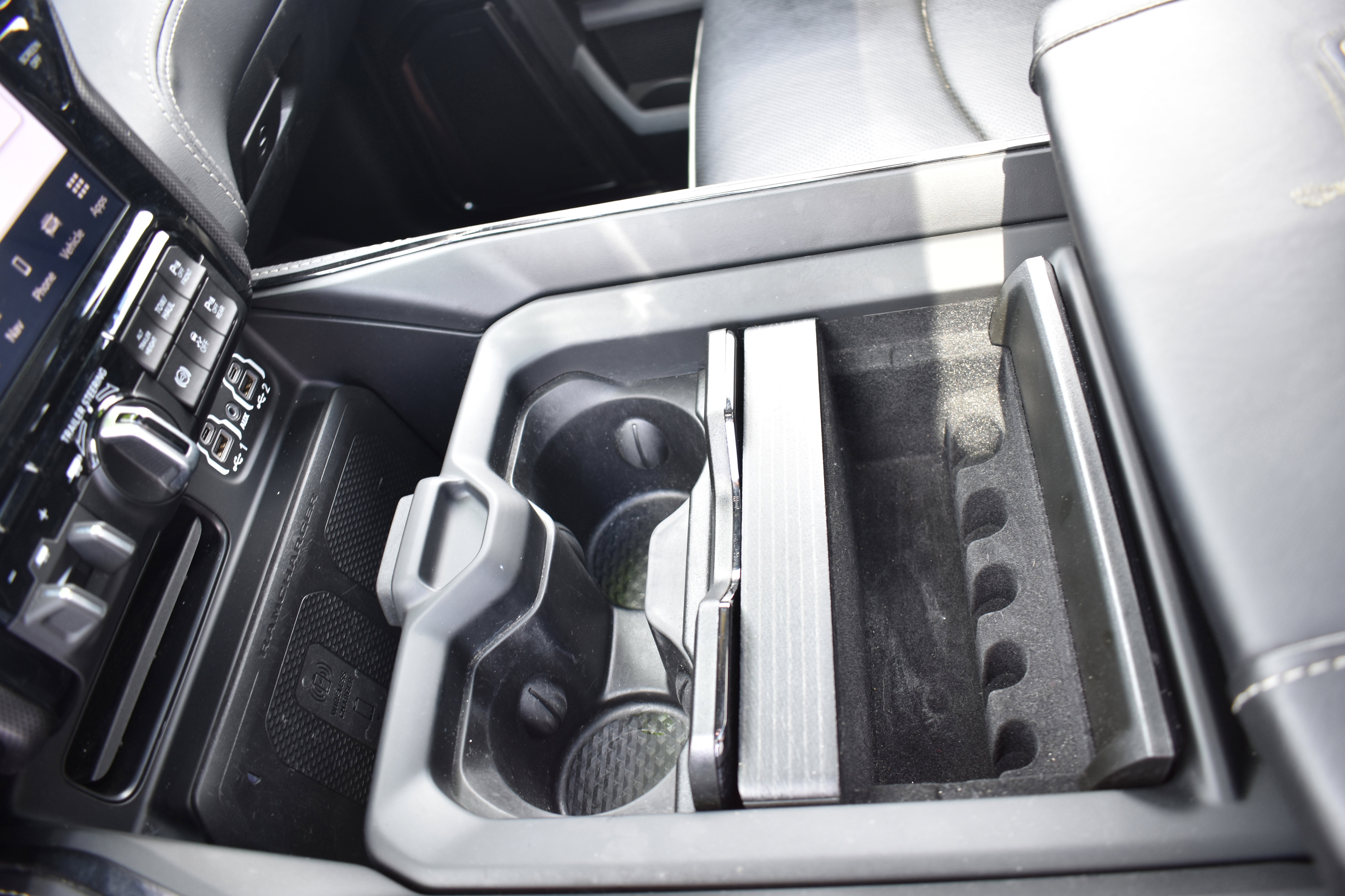 Used 2024 RAM 2500 Limited AWD/4WD image 21