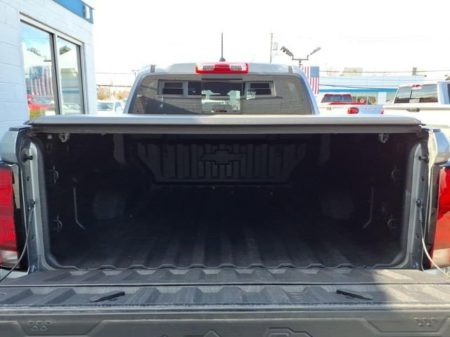 Certified 2025 Chevrolet Colorado Z71 w/ Technology Package AWD/4WD image 18