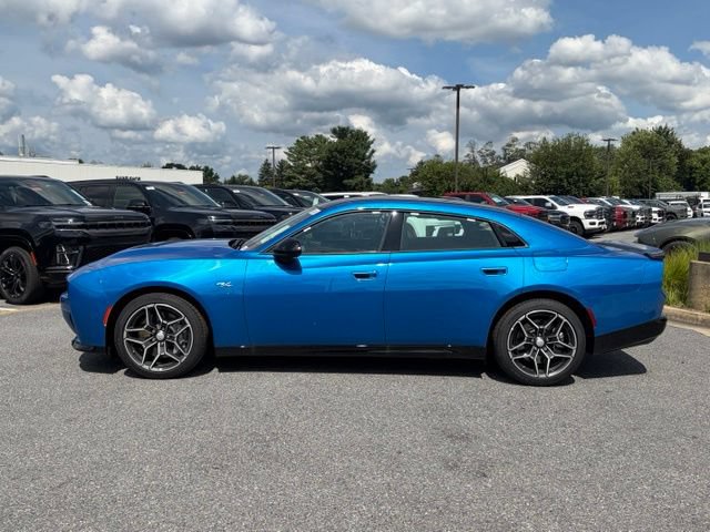 New 2026 Dodge Charger R/T AWD/4WD image 4