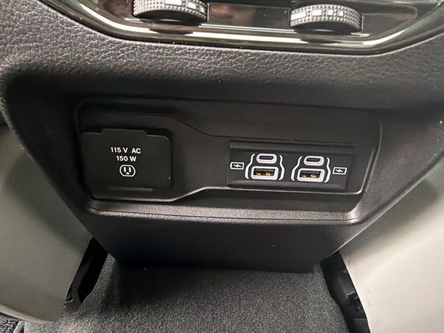 Used 2023 Jeep Grand Cherokee Summit AWD/4WD image 18