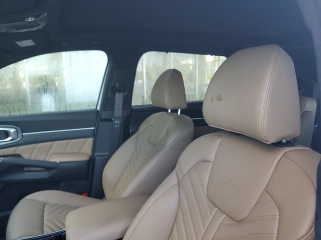 Certified 2026 Kia Sorento SX Prestige w/ Olive Brown Leather Package AWD/4WD image 18