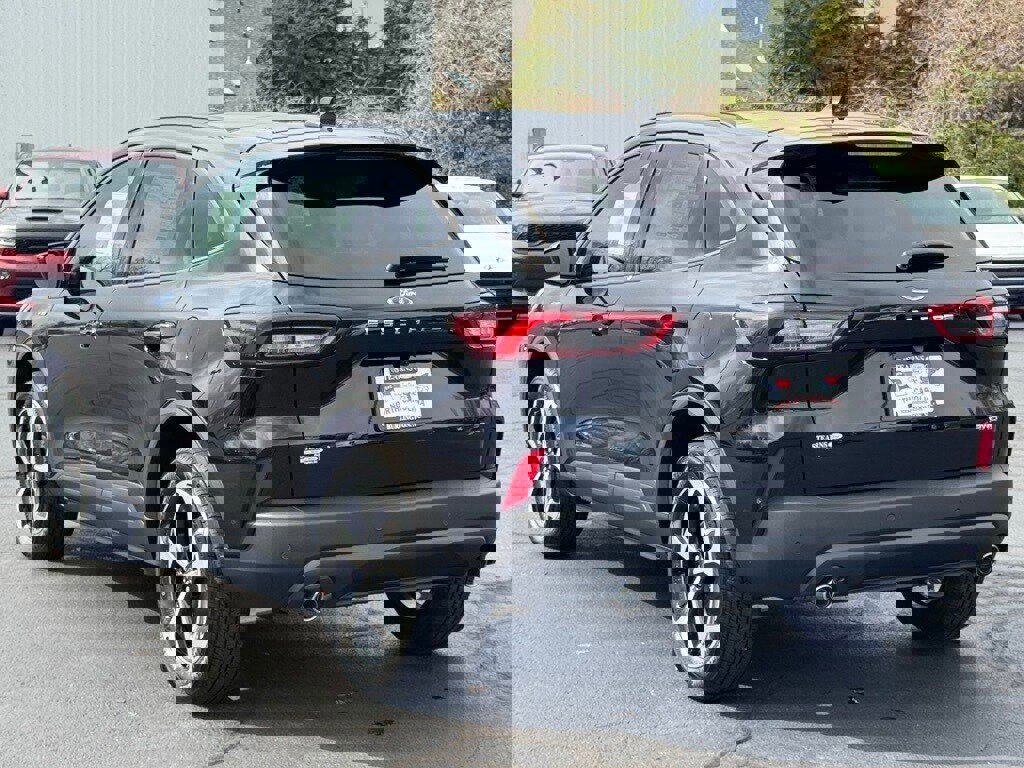New 2025 Ford Escape ST-Line Select w/ Tech Pack #1 image 15