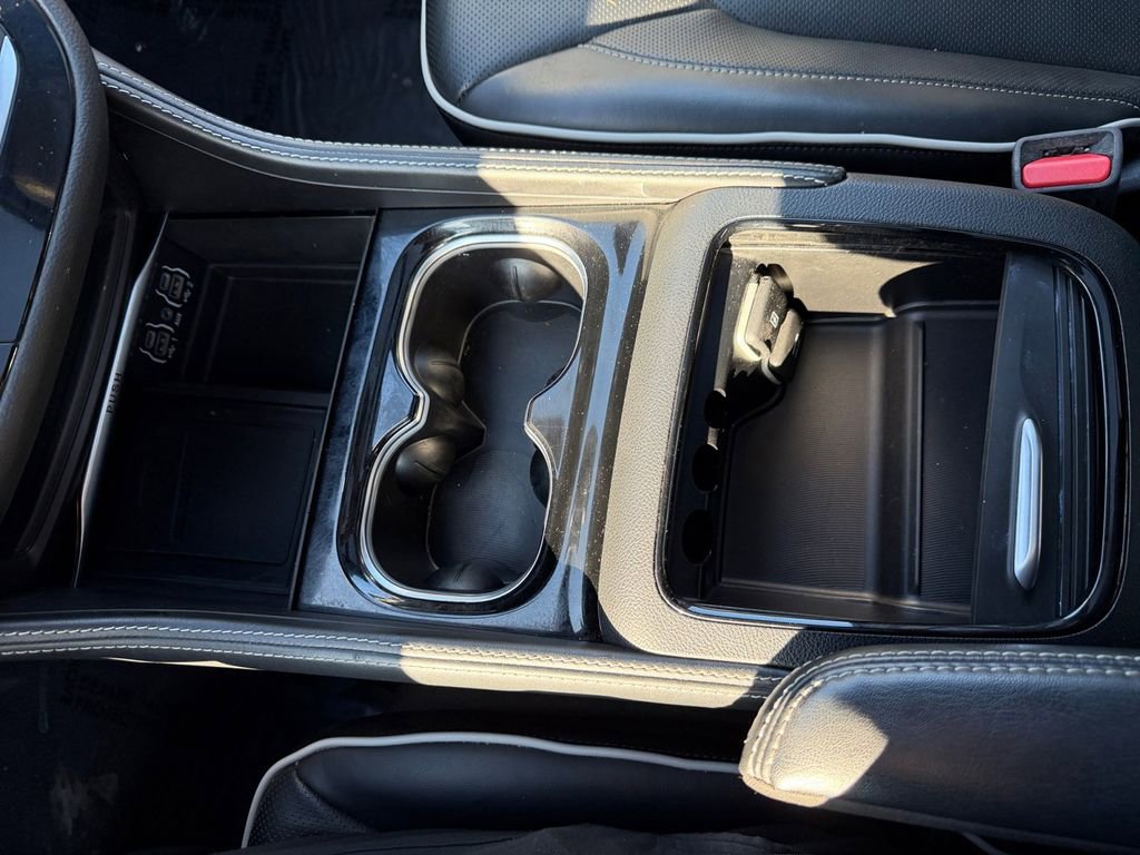 Used 2022 Chrysler Pacifica Limited w/ S Appearance Package image 22