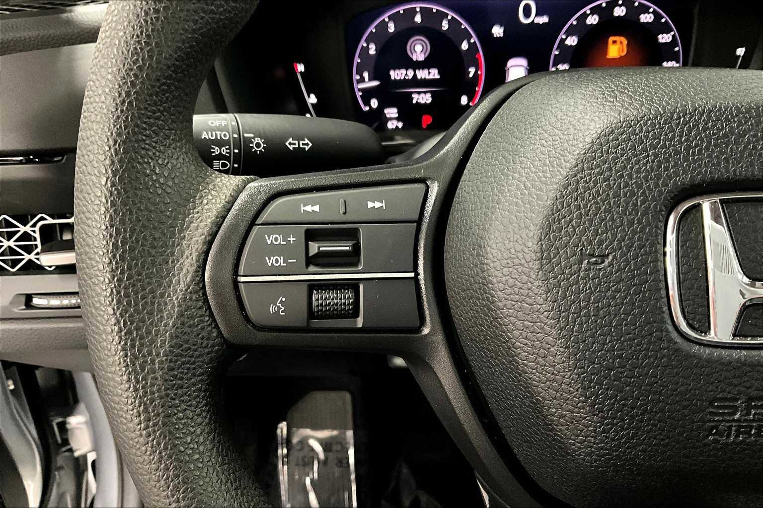 Used 2024 Honda Accord EX image 23