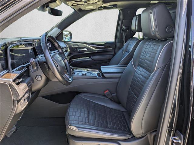 Used 2023 Cadillac Escalade ESV Sport Platinum w/ LPO, ONYX Package image 17