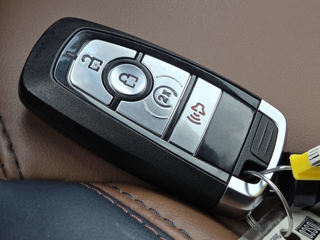Used 2024 Ford Maverick Lariat w/ 4K Tow Package AWD/4WD image 35