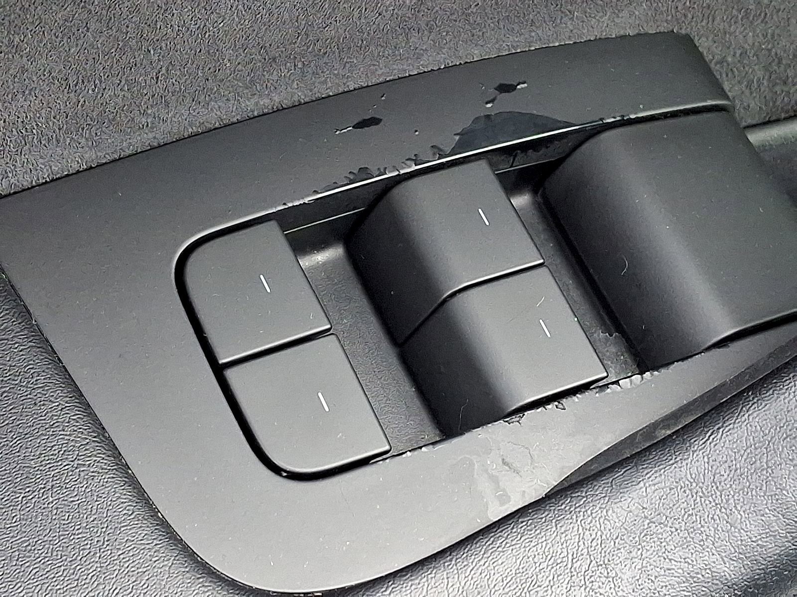 Used 2022 Tesla Model 3 image 24