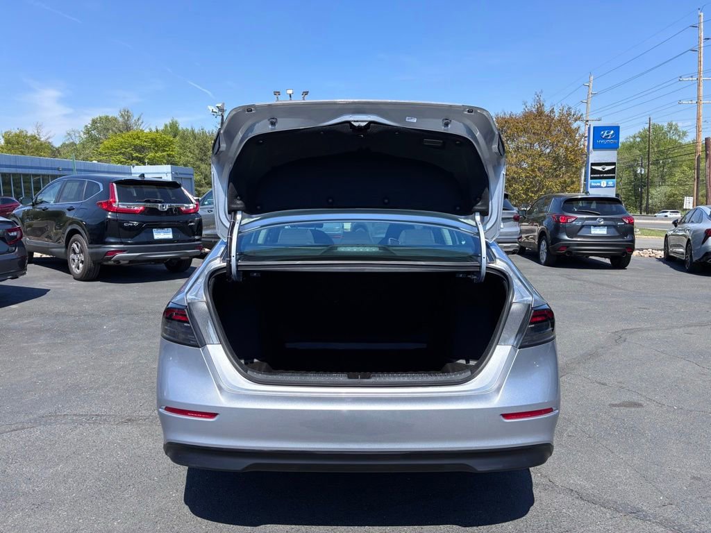 Used 2025 Honda Accord SE image 12