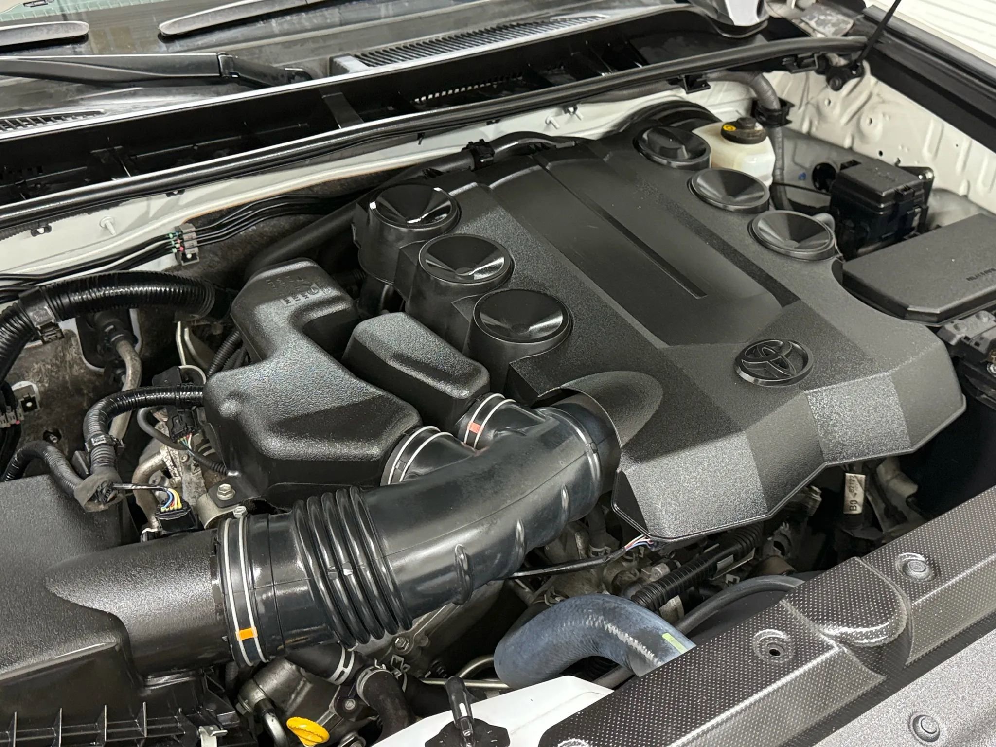 Used 2020 Toyota 4Runner Limited image 52