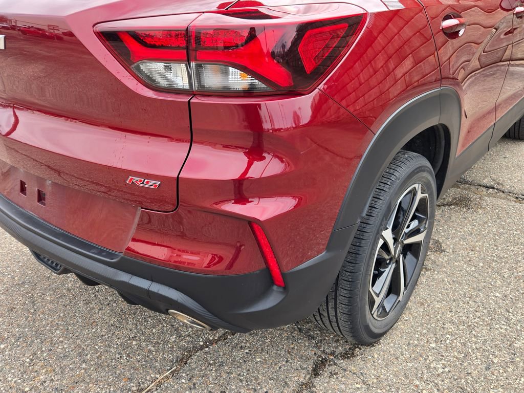 Used 2023 Chevrolet TrailBlazer RS image 11