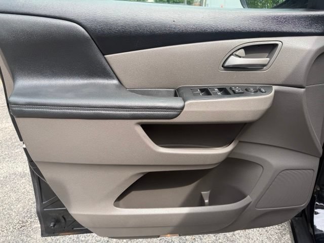 Used 2014 Honda Odyssey EX image 10