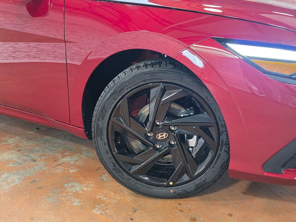 New 2026 Hyundai Elantra Sport FWD image 4