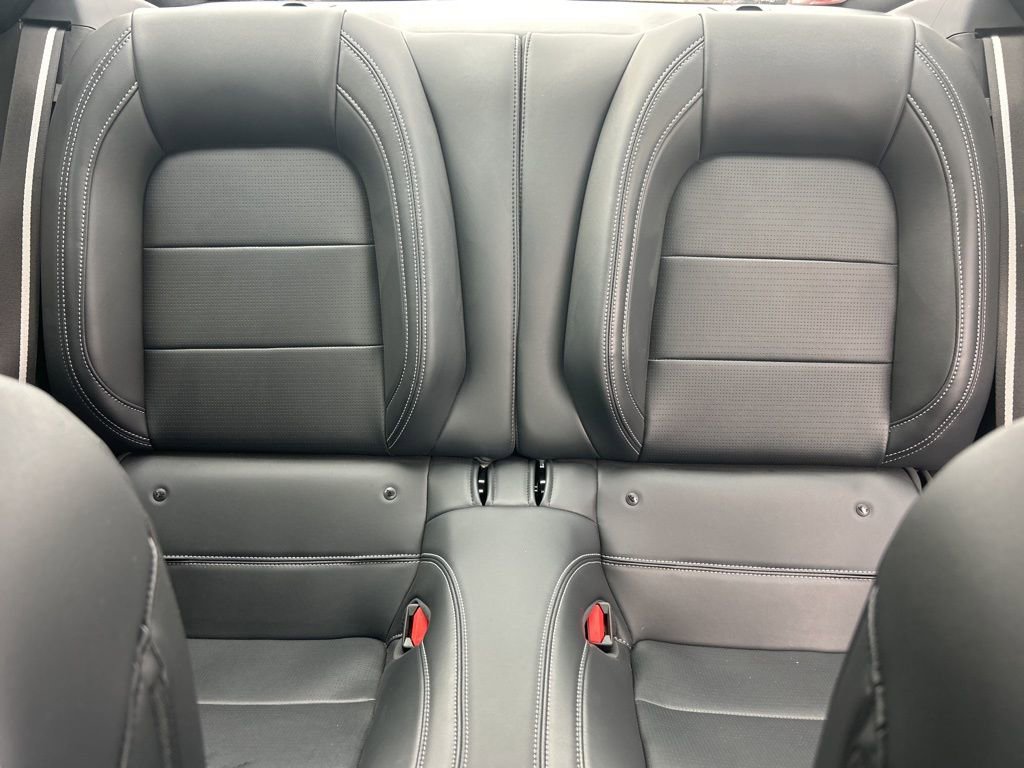 Used 2025 Ford Mustang GT Premium image 33