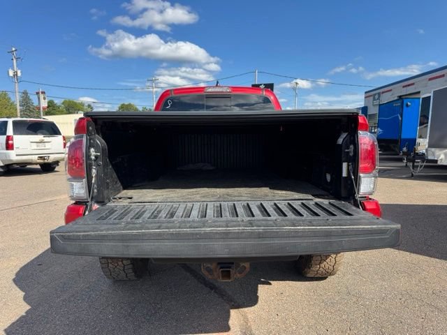 Used 2021 Toyota Tacoma TRD Sport AWD/4WD image 24