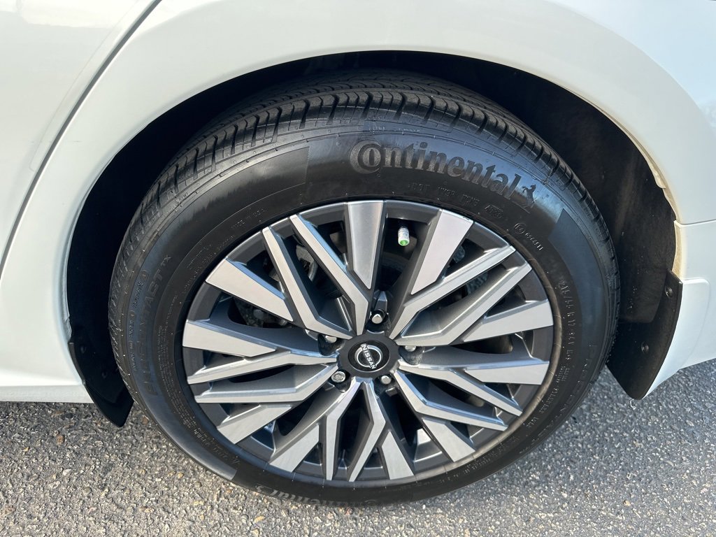 Used 2024 Nissan Altima 2.5 SV image 33