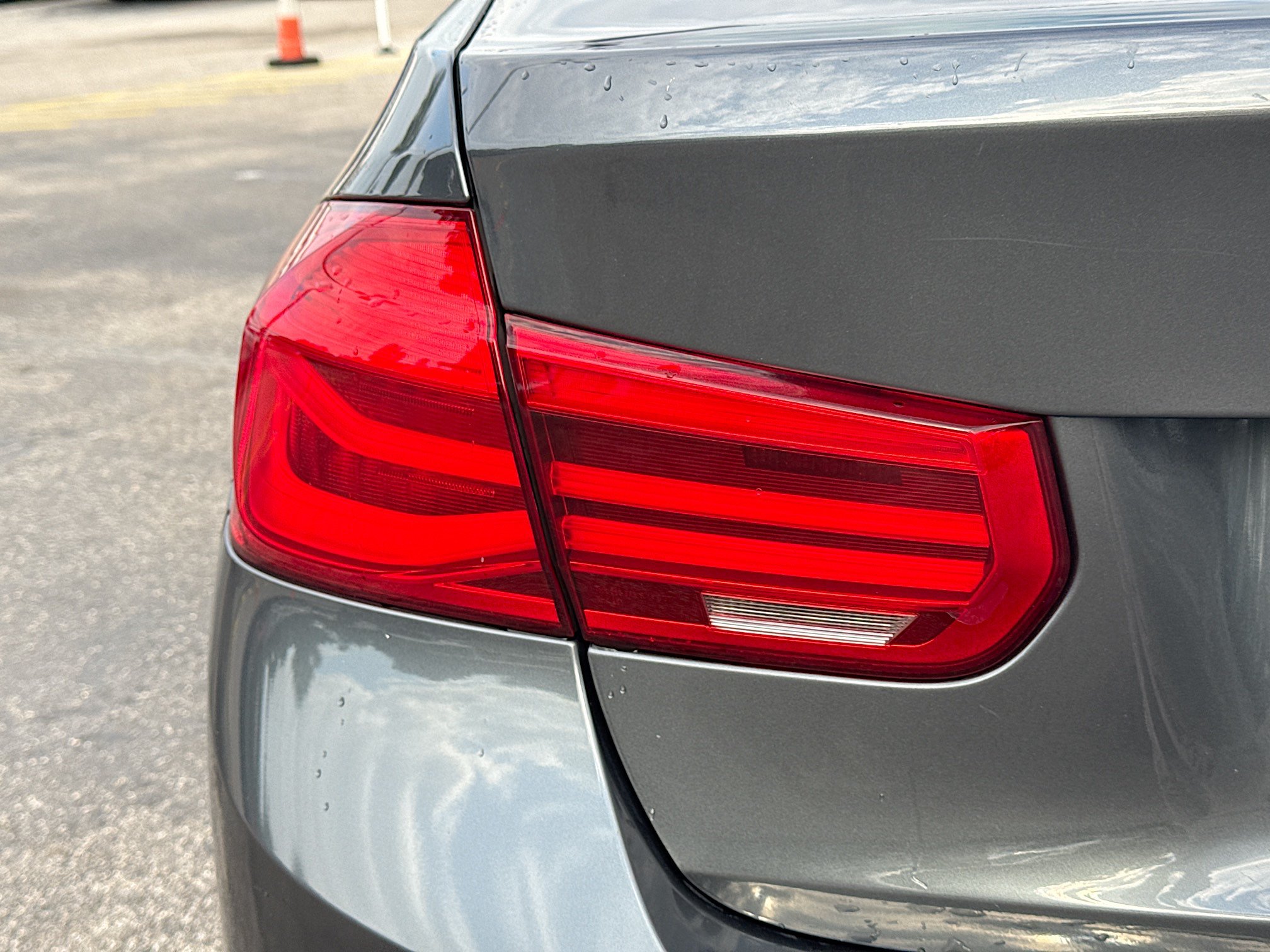 Used 2017 BMW 330i Sedan RWD image 10