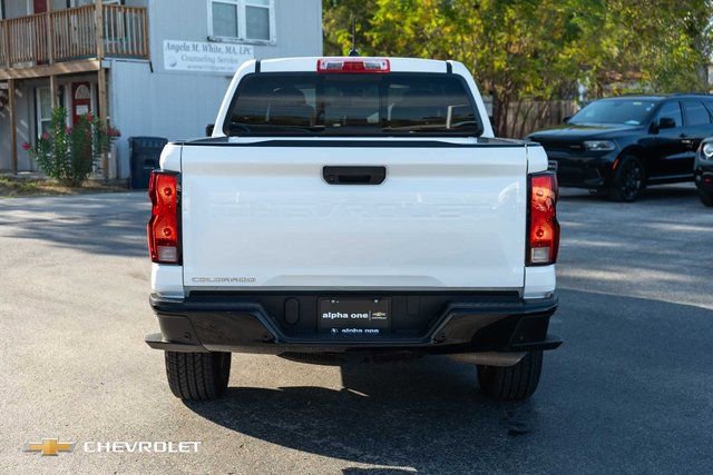 Used 2025 Chevrolet Colorado W/T image 7