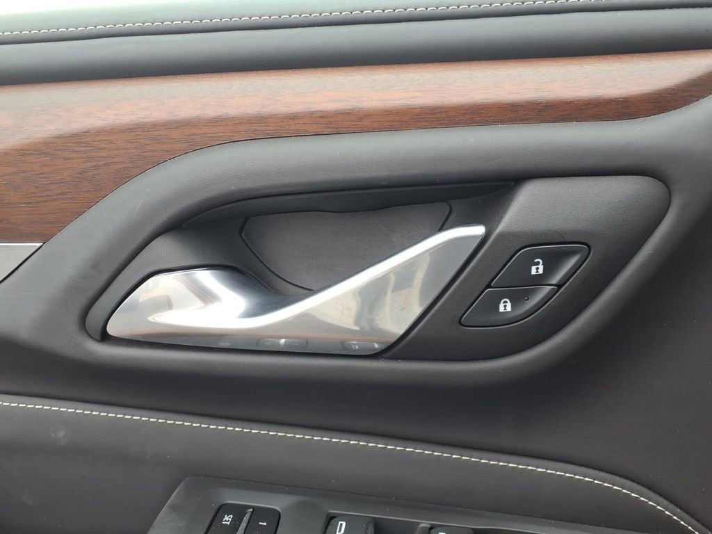 Used 2023 GMC Yukon XL Denali Ultimate image 15