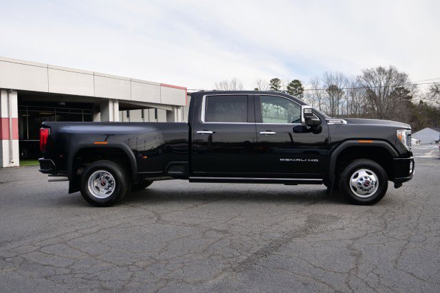 Used 2021 GMC Sierra 3500 Denali w/ Denali Ultimate Package image 40