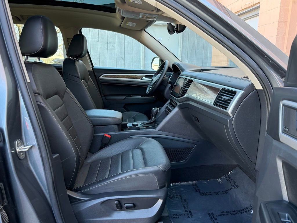 Used 2019 Volkswagen Atlas SEL Premium image 23