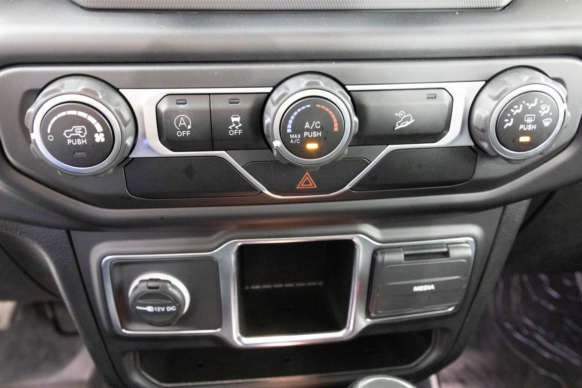 Used 2021 Jeep Wrangler Unlimited Willys image 26