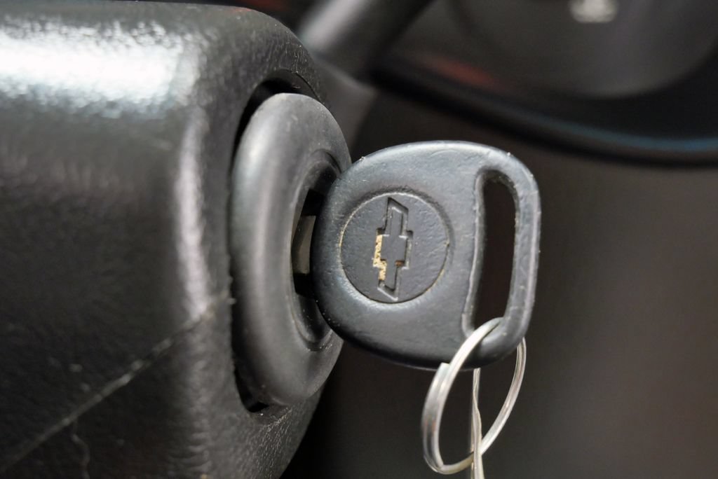 Used 2007 Chevrolet Silverado 3500 LT AWD/4WD image 26