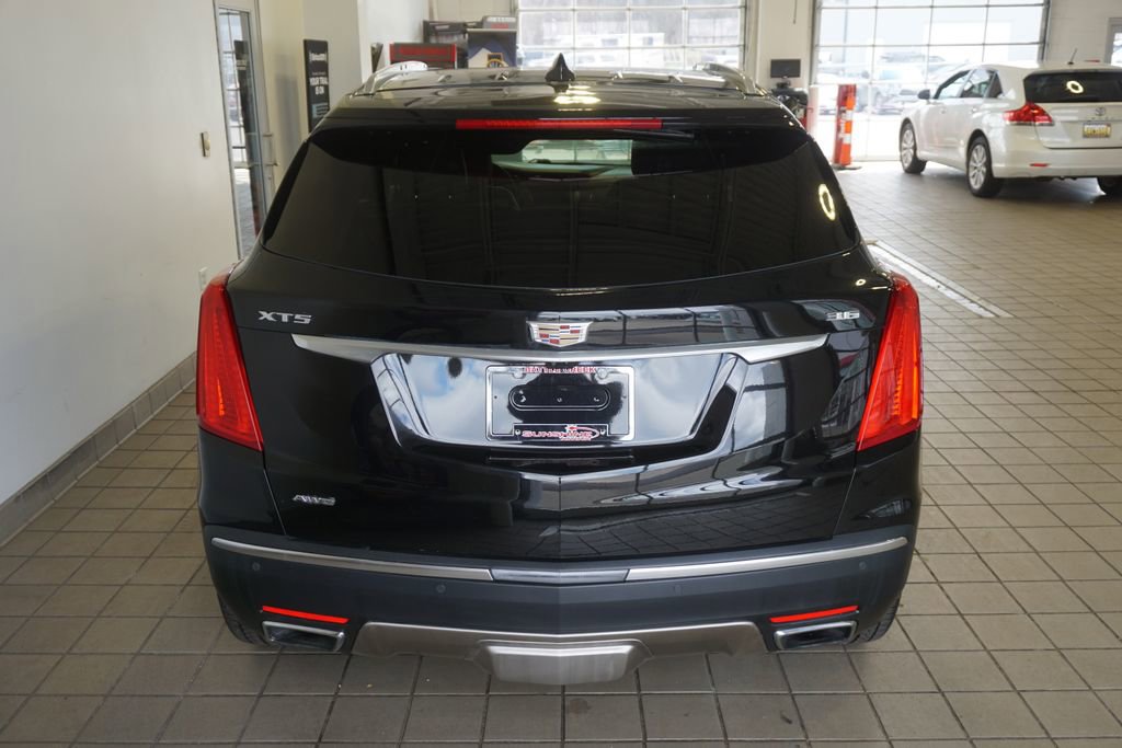 Used 2019 Cadillac XT5 Platinum AWD/4WD image 18