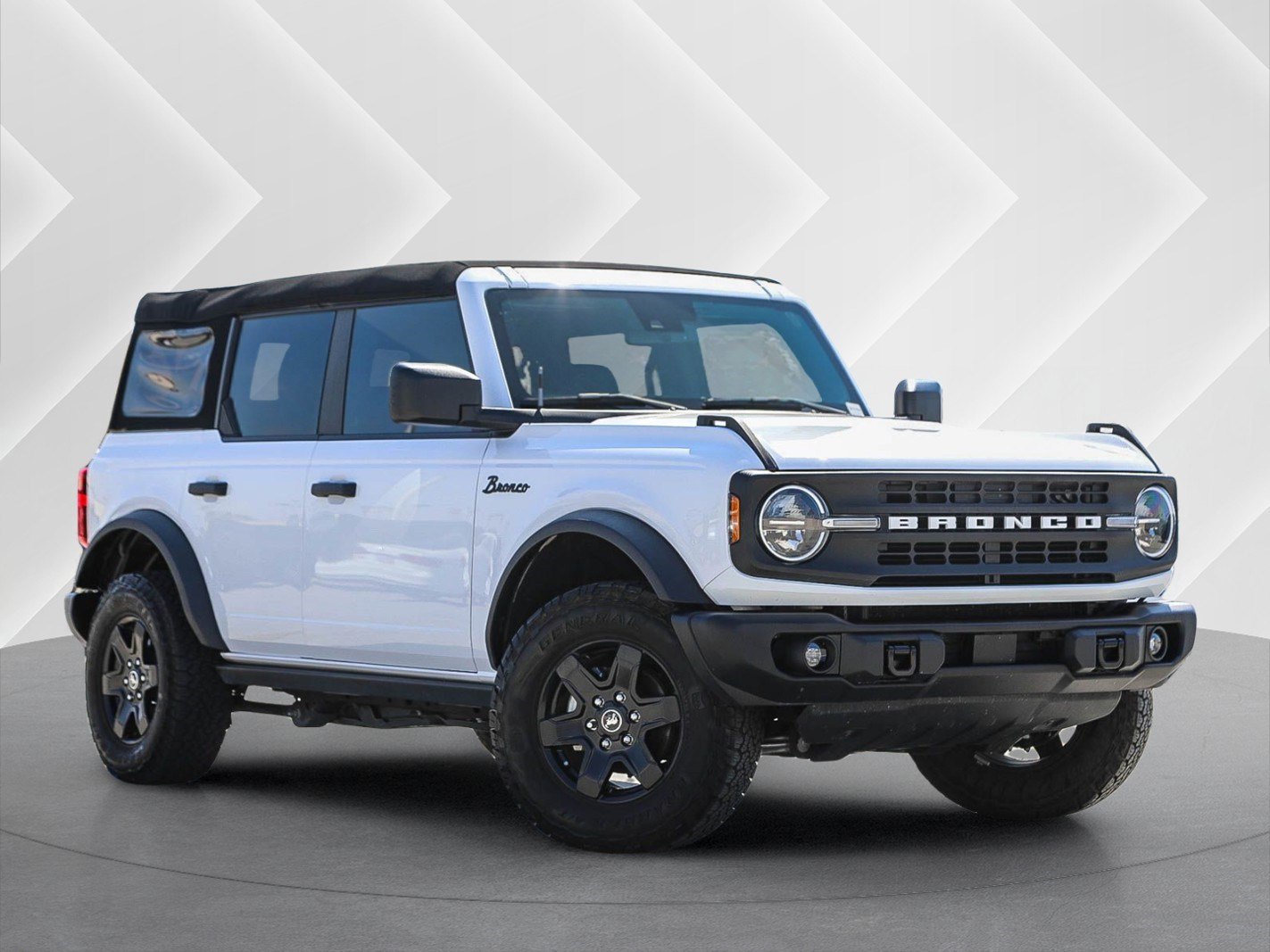 Used 2024 Ford Bronco Black Diamond AWD/4WD image 1