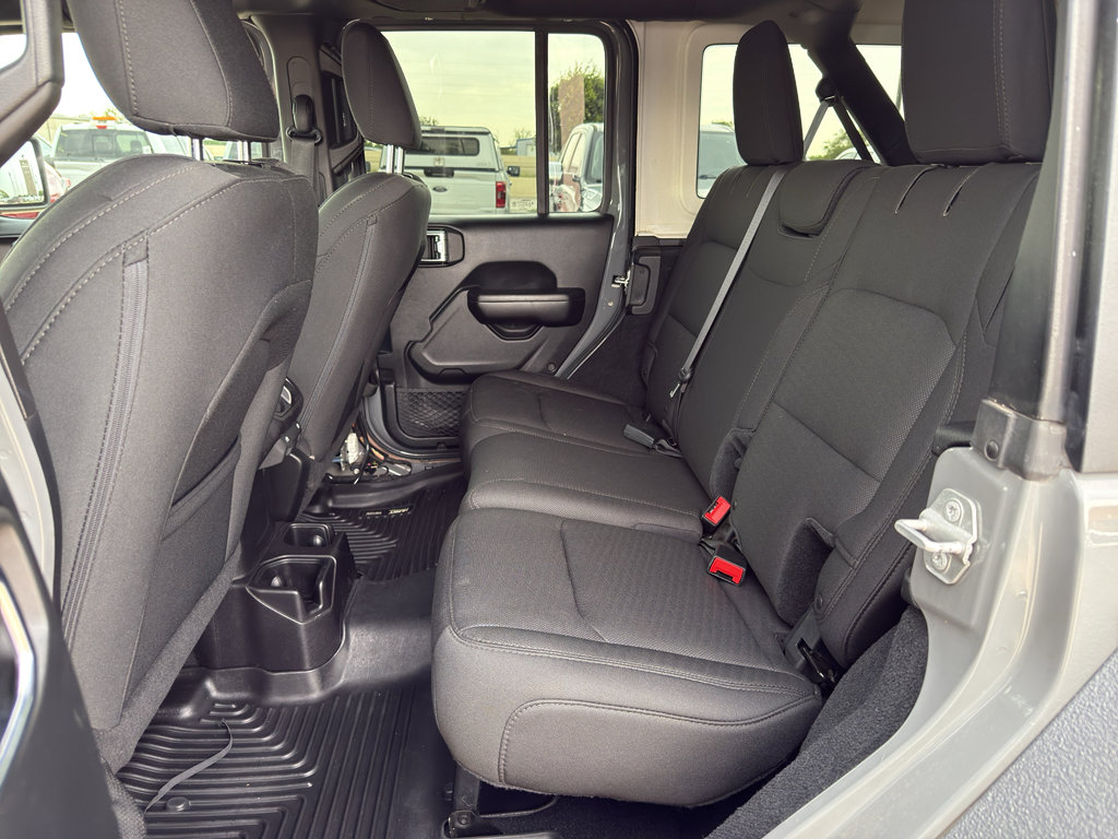 Used 2018 Jeep Wrangler Unlimited Sport S image 10