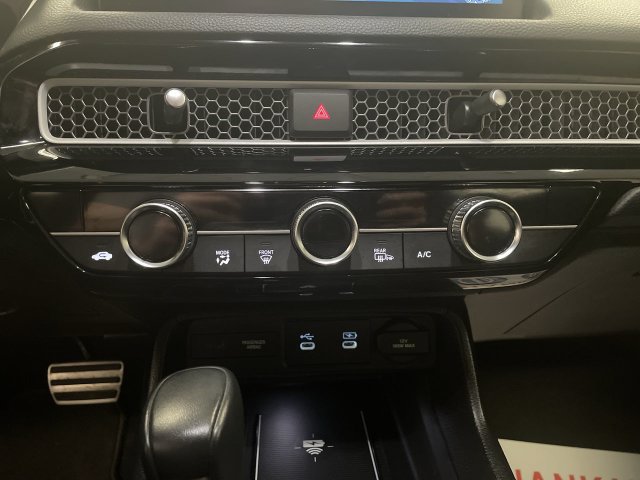 Certified 2025 Honda Civic Sport Touring image 19