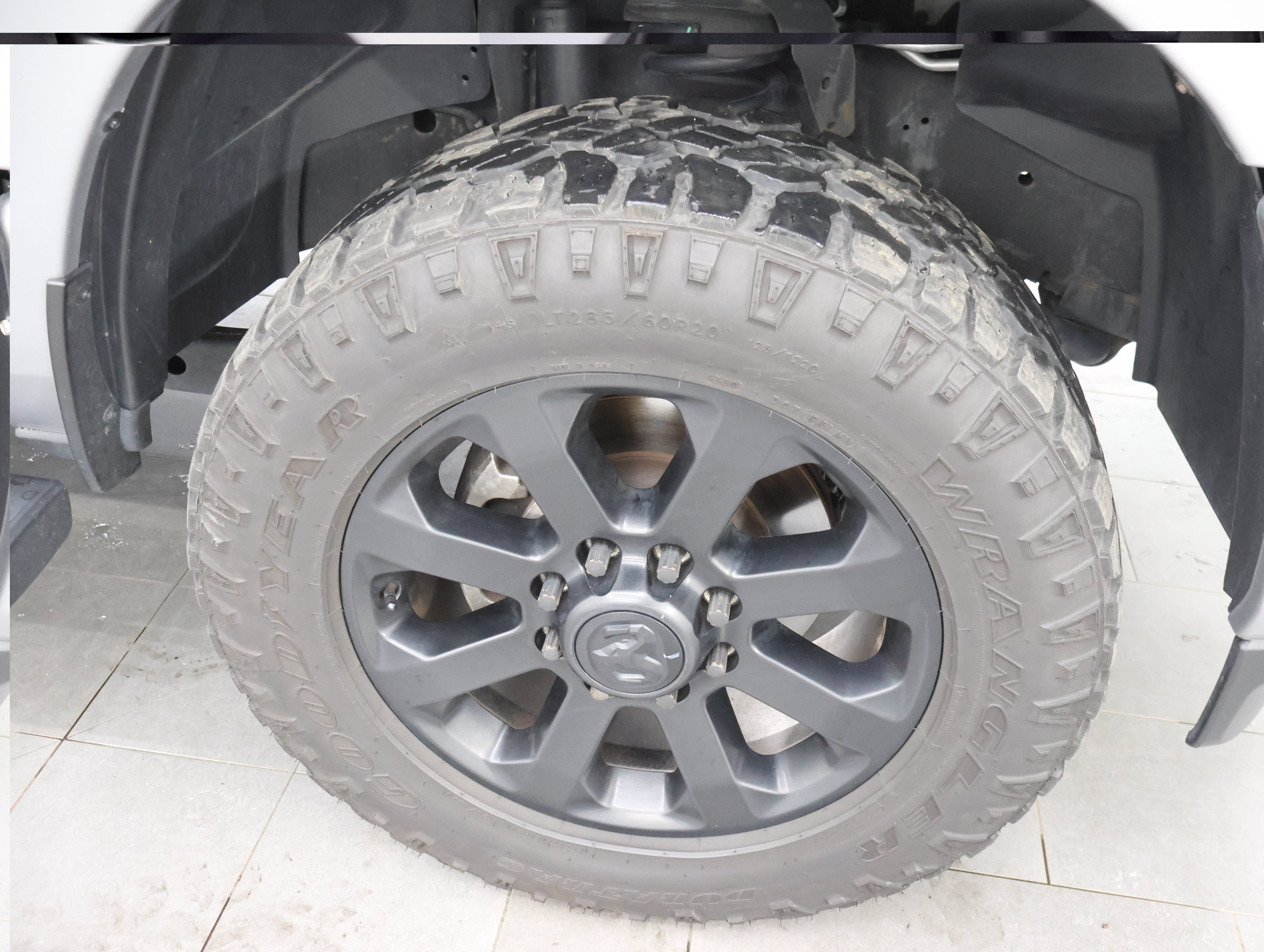 Used 2023 RAM 3500 Laramie AWD/4WD image 3