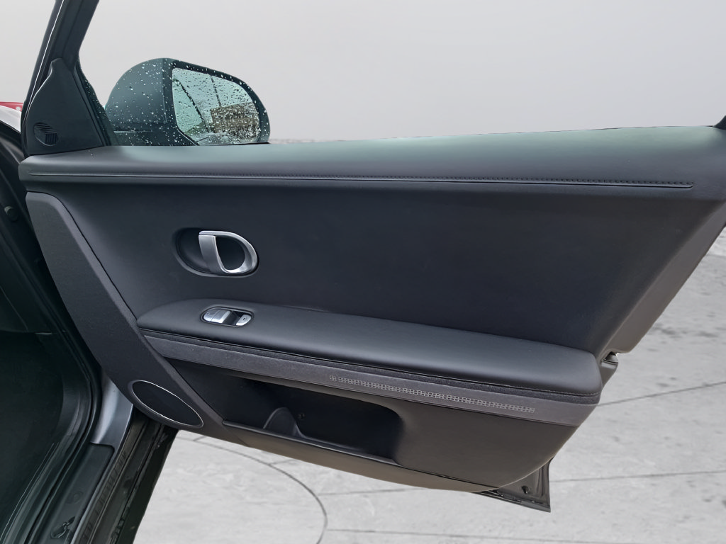 Certified 2023 Hyundai Ioniq 5 SEL w/ Cargo Package AWD/4WD image 25