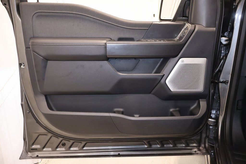 Used 2025 Ford F150 Lariat w/ Equipment Group 502A High image 11