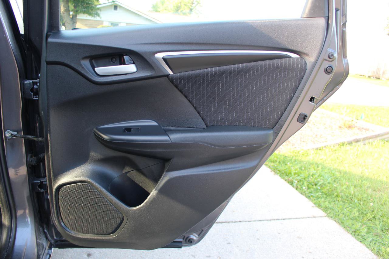 Used 2020 Honda Fit EX image 33