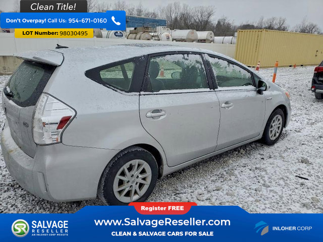 Used 2014 Toyota Prius V image 4
