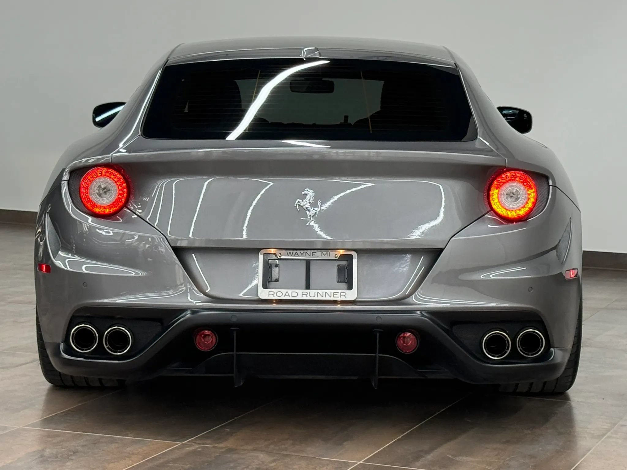 Used 2012 Ferrari FF AWD/4WD image 9