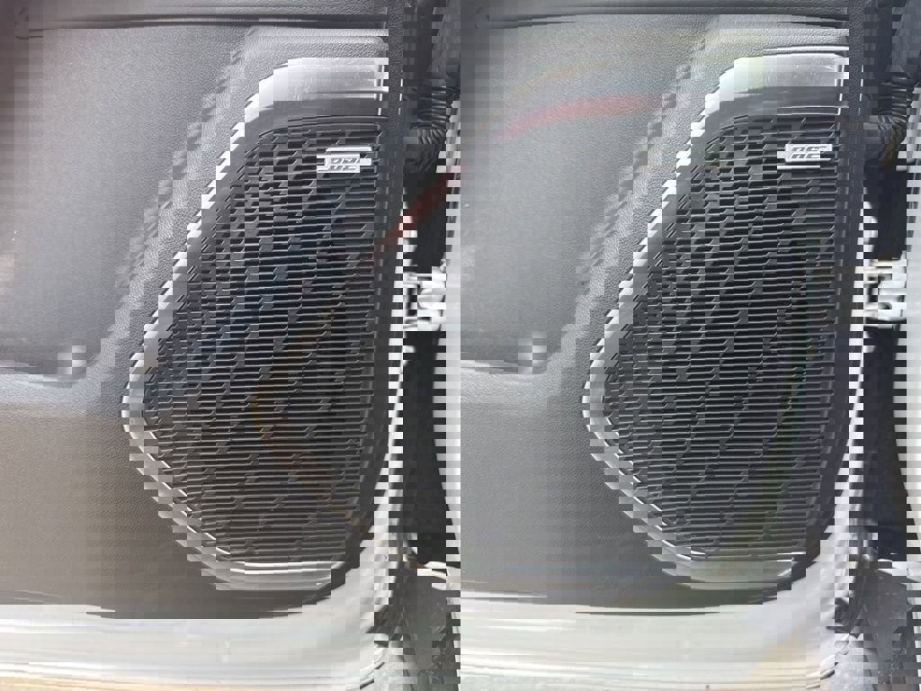 Used 2025 Buick Enclave Preferred AWD/4WD image 19