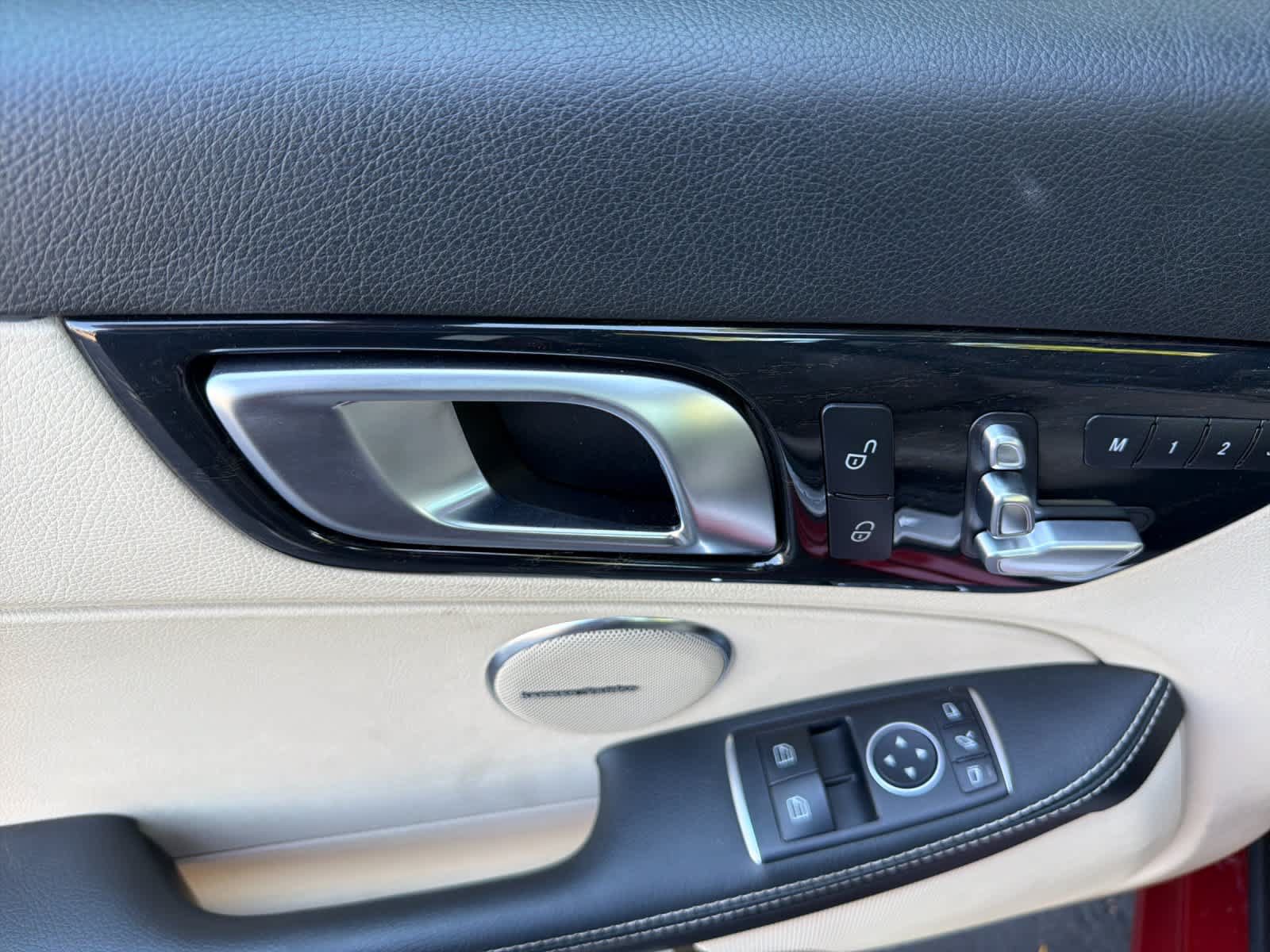 Used 2019 Mercedes-Benz SLC 43 AMG image 10