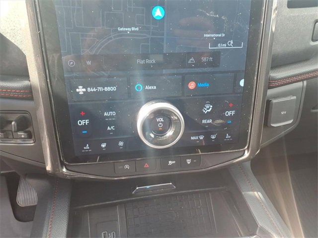 Certified 2024 Ford Expedition Limited image 21