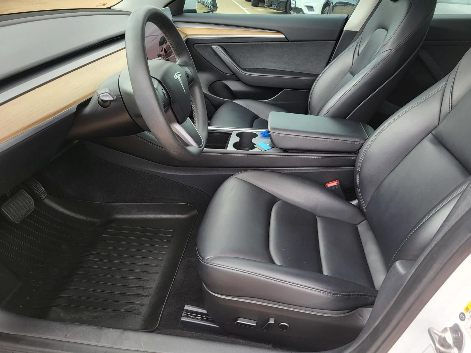 Used 2023 Tesla Model 3 Standard Range RWD image 16
